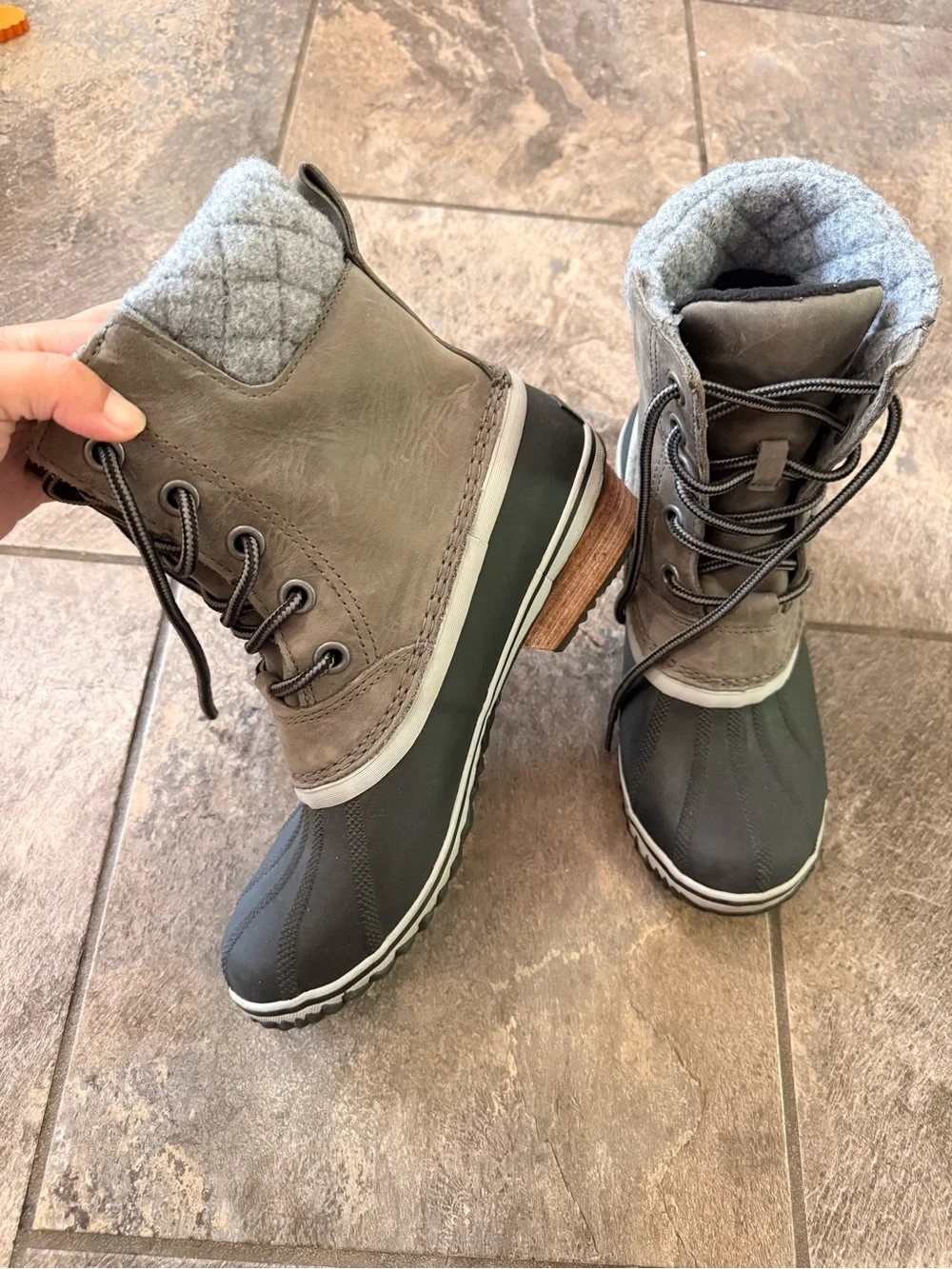 Sorel slimpack ii